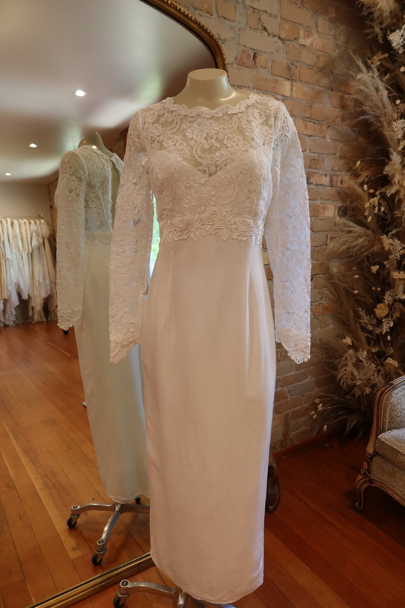 1990s Jessica McClintock White Lace Column Dress Lovers Bridal 1990s Jessica McClintock White Lace Column Dress Lovers Bridal