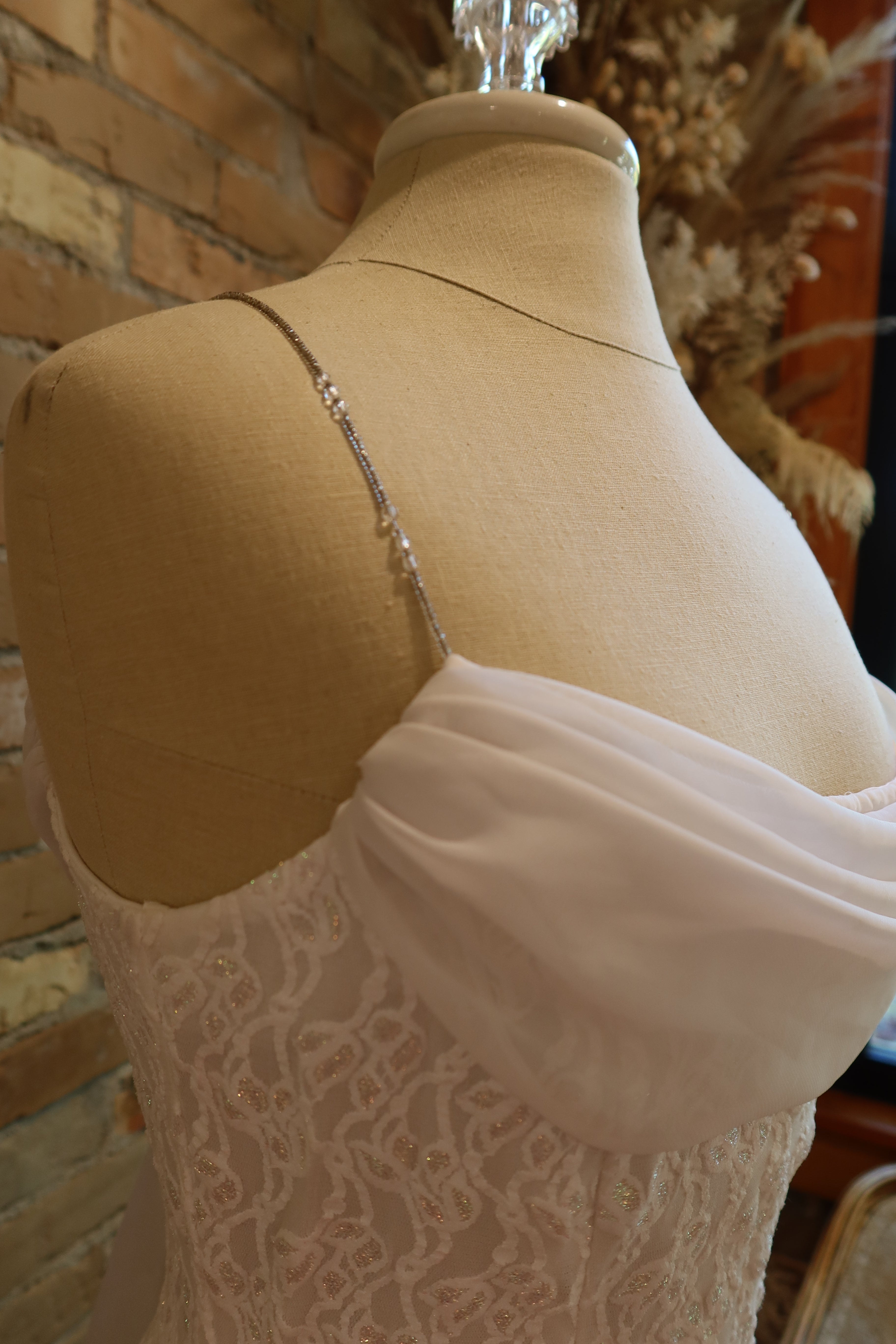 90s Glitter White Lace Gown