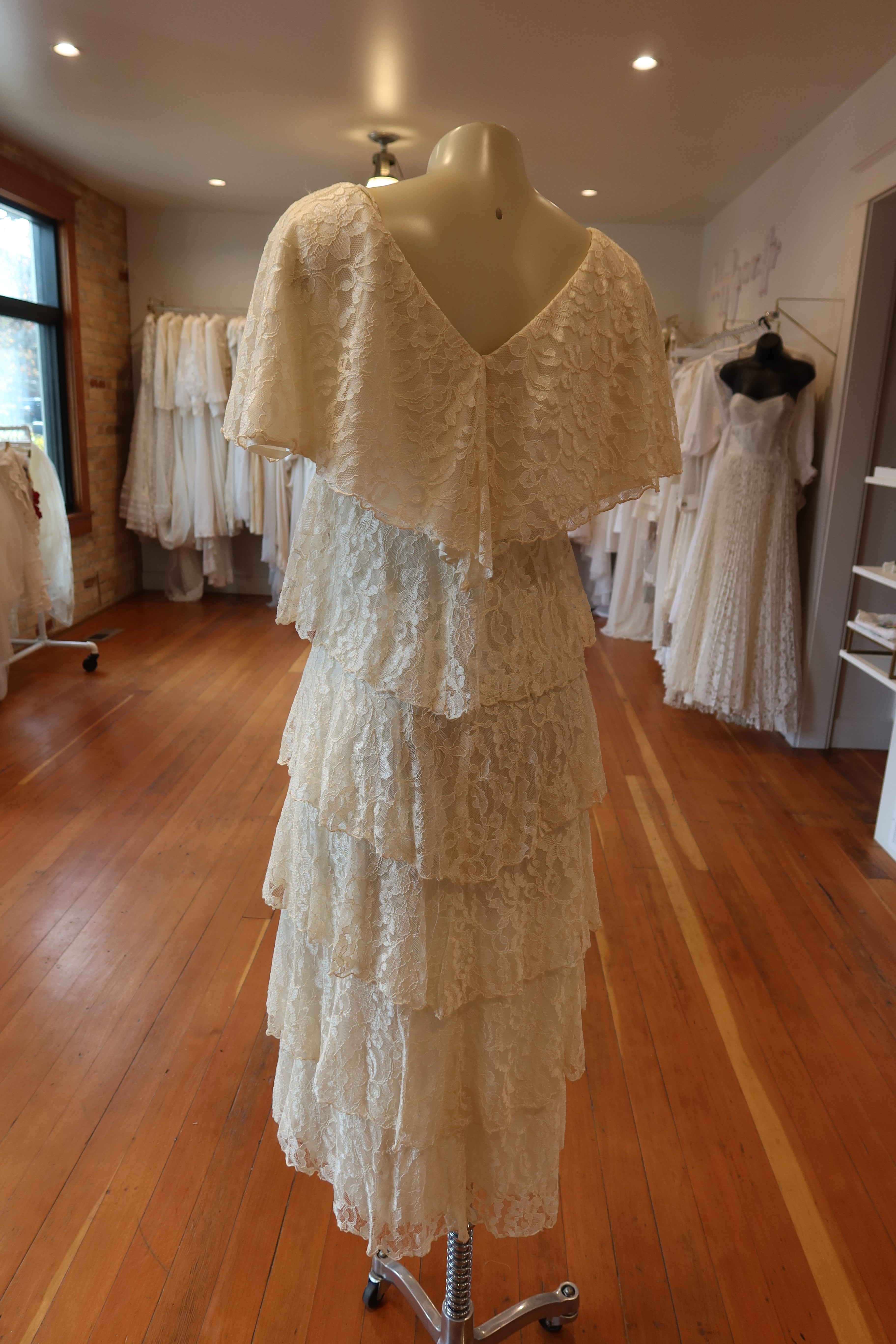 1980s Ruffled Ivory Lace Dress